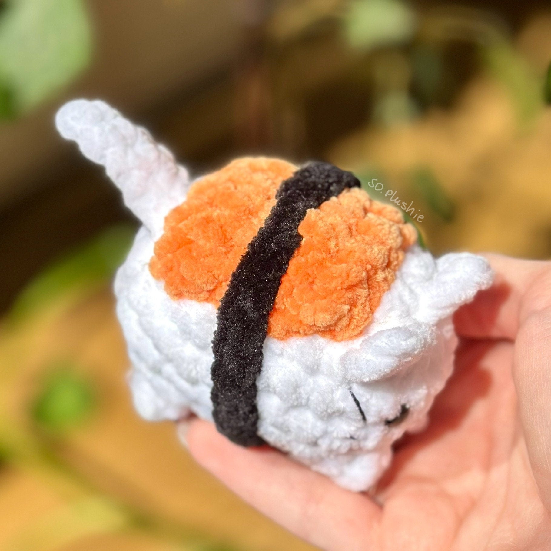 Mini sushi cat