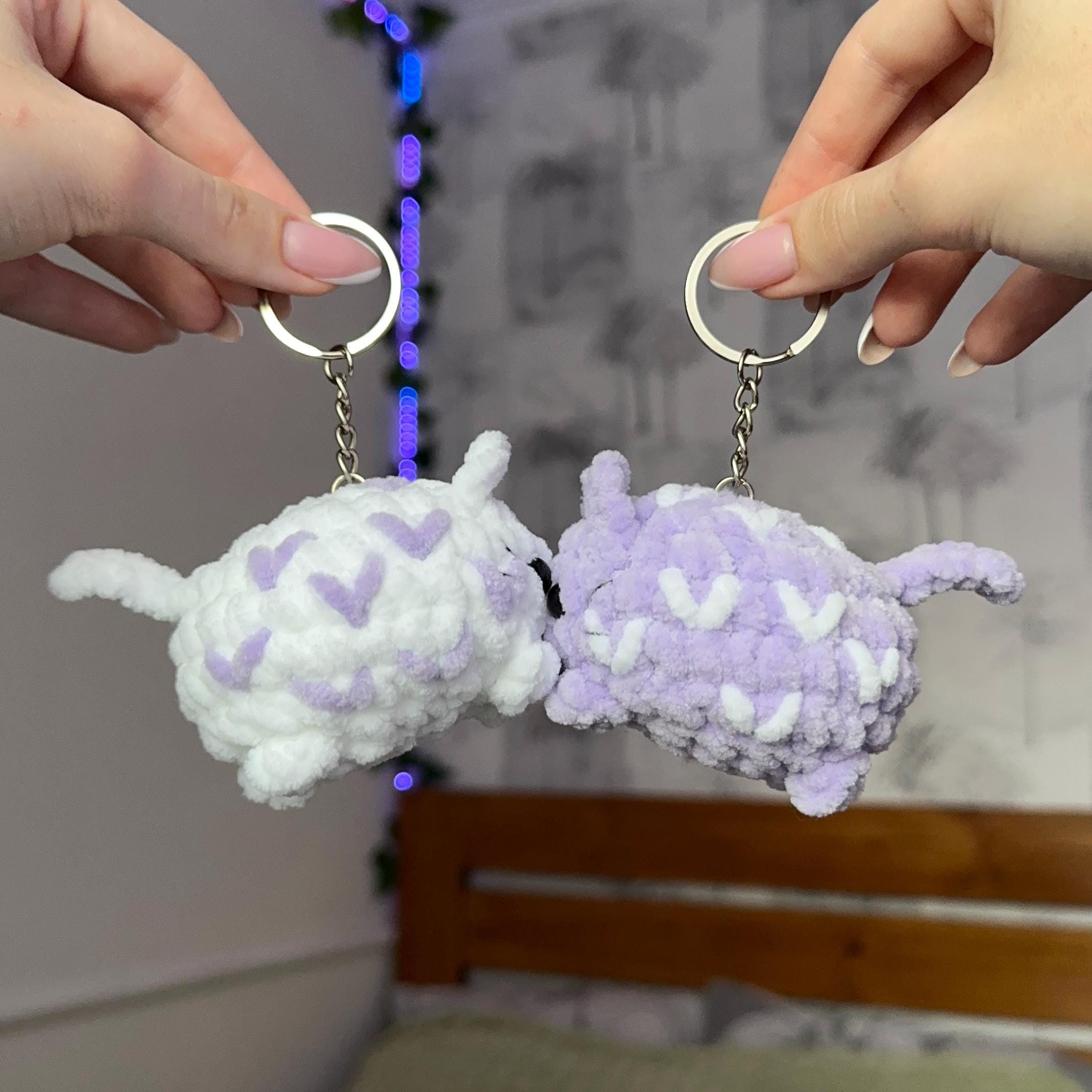Custom kissing Cats - keychain set