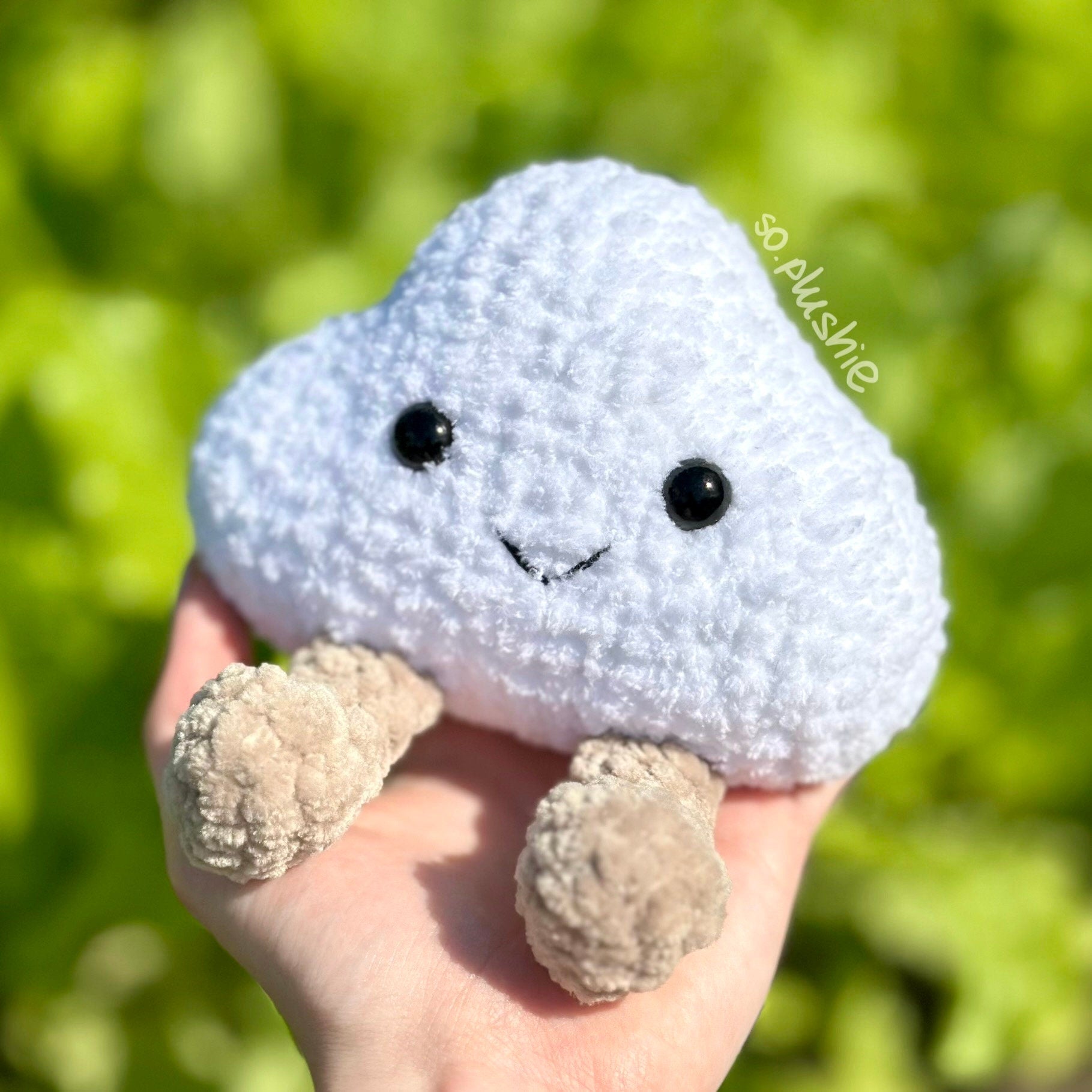 Fuzzy cloud with legs