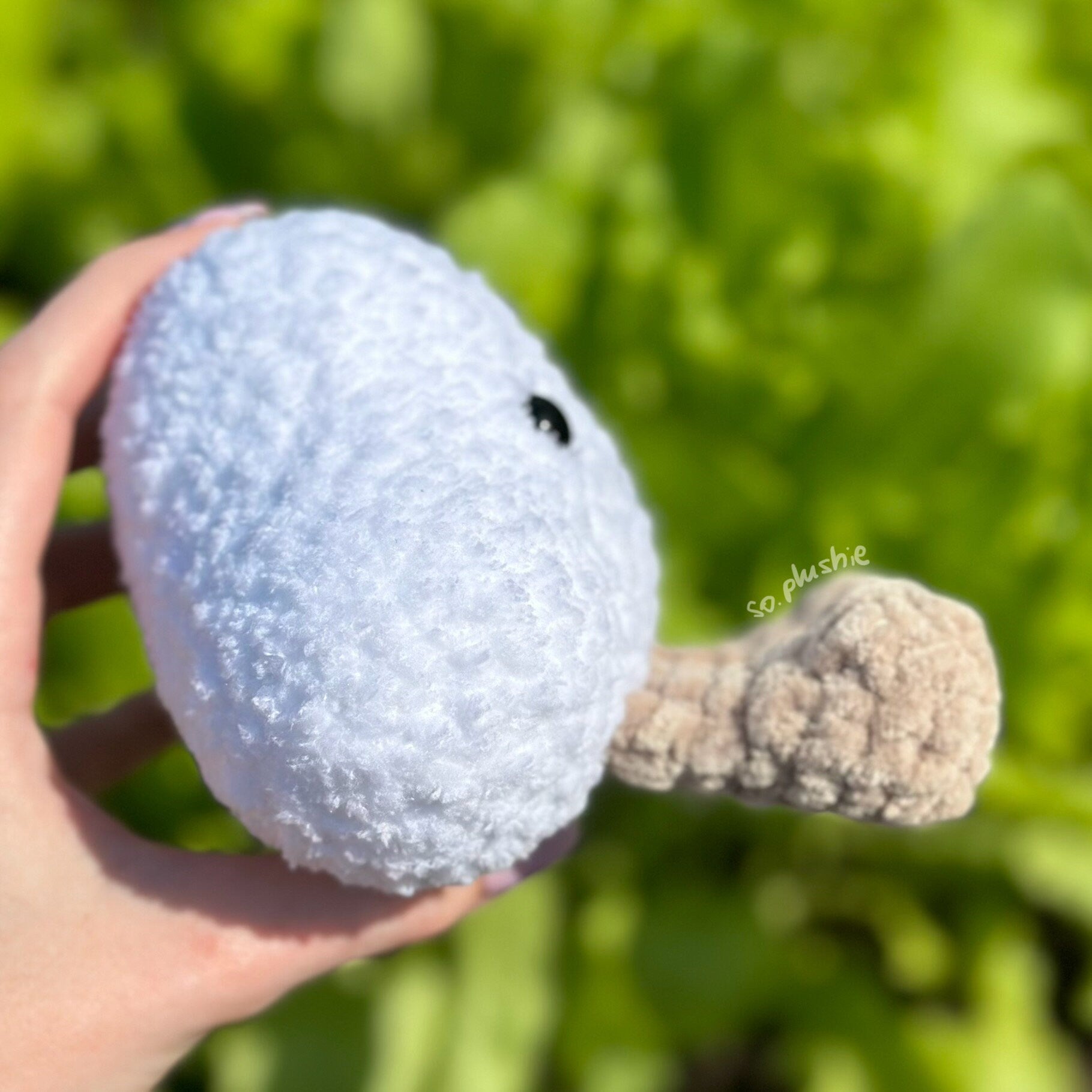 Fuzzy cloud with legs